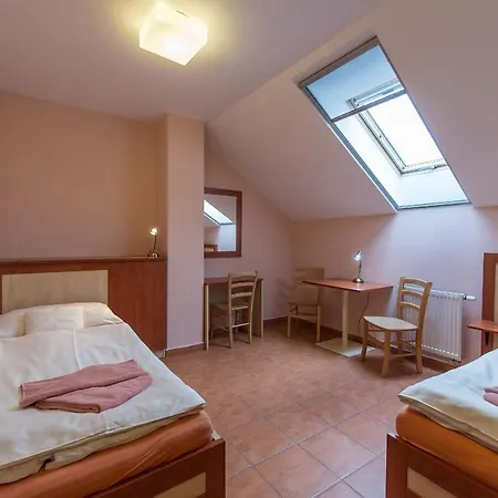 Schwarzenberský Seník 3*