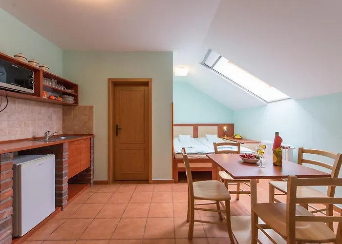 Schwarzenbersky Senik Affittacamere 3*