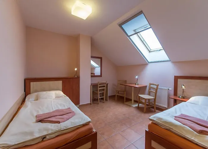 Schwarzenbersky Senik 3*